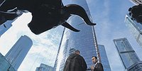 Странности странового дисконта